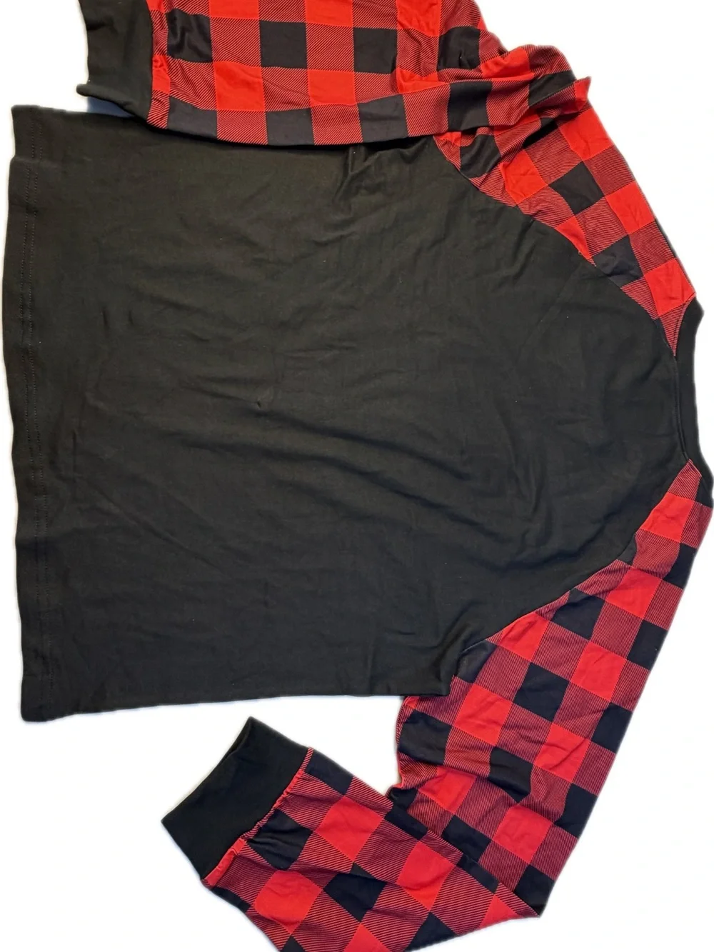 Merry Christmas Black & Red Plaid Kids Pajama Set, Medium, NWT